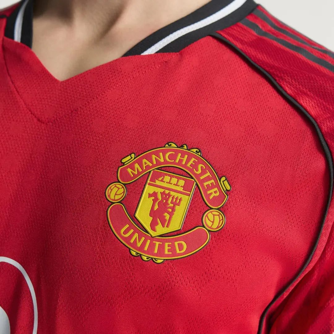 Manchester United Home Jersey 2025-26 Fan Version