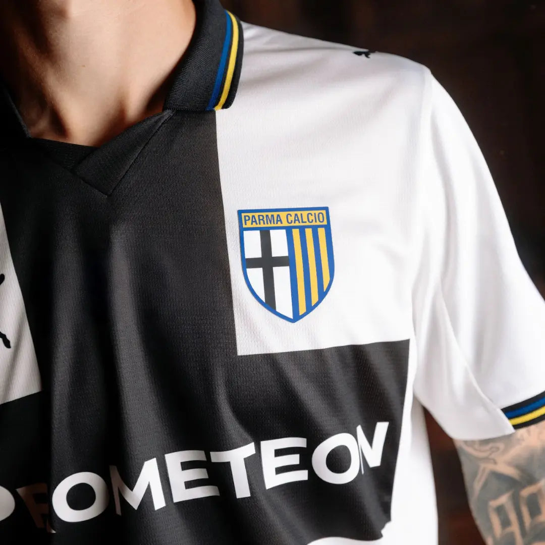 Parma Calcio Home Jersey 2025-26 Fan Version