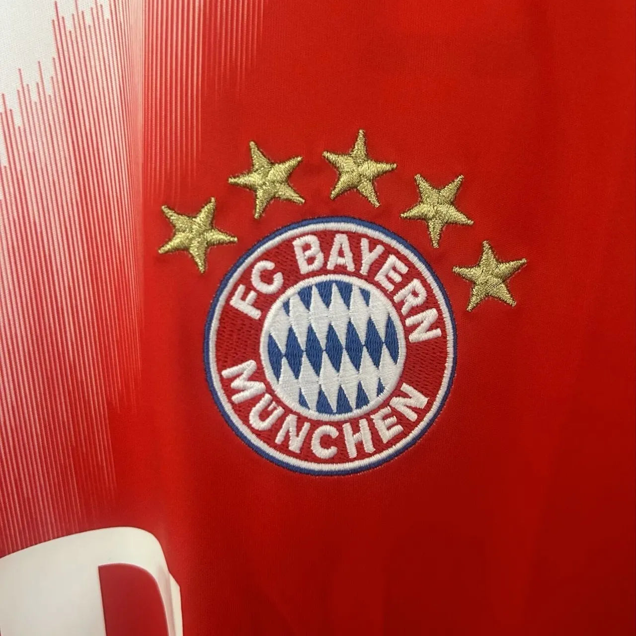 Bayern Munich 25/26 Jersey l - Version Player